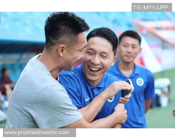 球星绯闻亲承：曾考虑离开球队